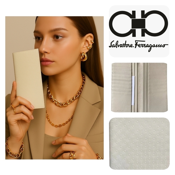 GENUINE Ferragamo Gancini Debossed Large Bi-fold Check Wallet Organizer 9 Slot - Picture 1 of 11